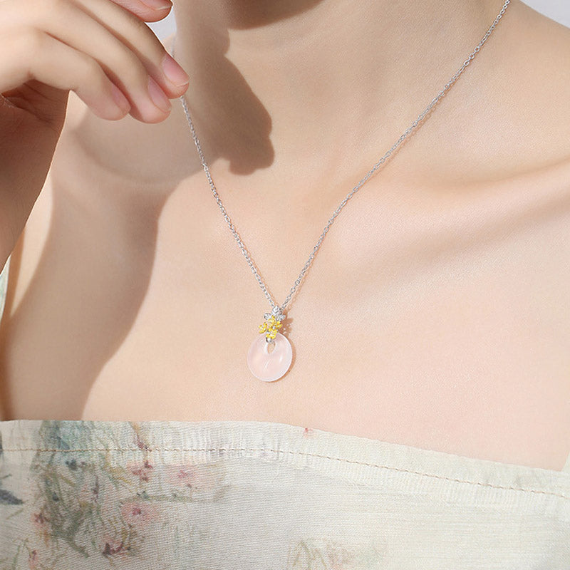 Buddha Stones925スターリングシルバー ラウンドカルセドニー 12ヶ月フラワーハーモニーネックレスペンダント