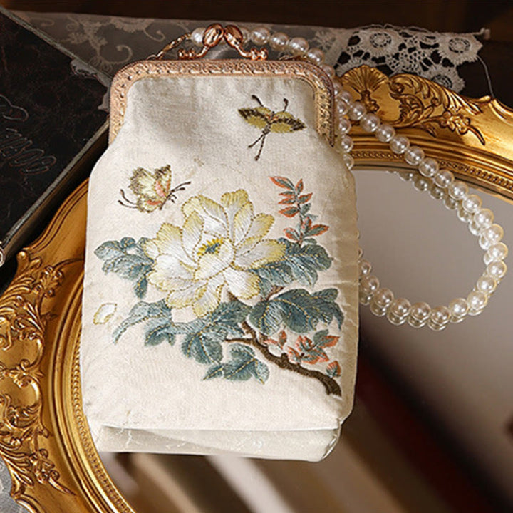 Buddha Stonesの小さな花と蝶の刺繍が施されたパールメタルチェーンショルダーバッグ、クロスボディハンドバッグ、携帯電話バッグ