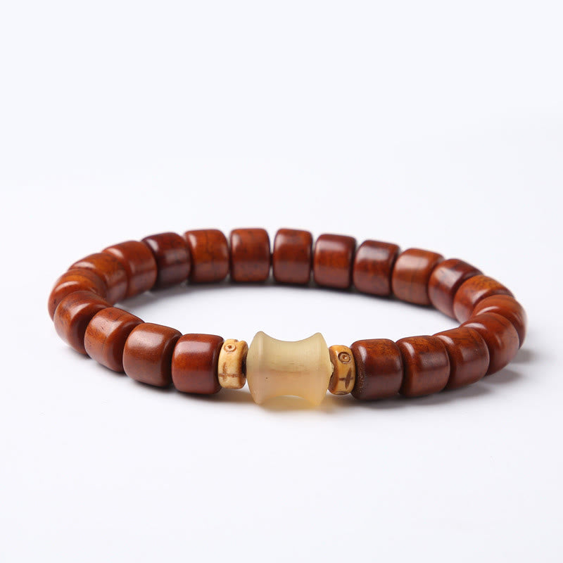 Buddha Stonesチベット骨ビーズ 三目ビーズ 羊の角 赤瑪瑙 強さのブレスレット