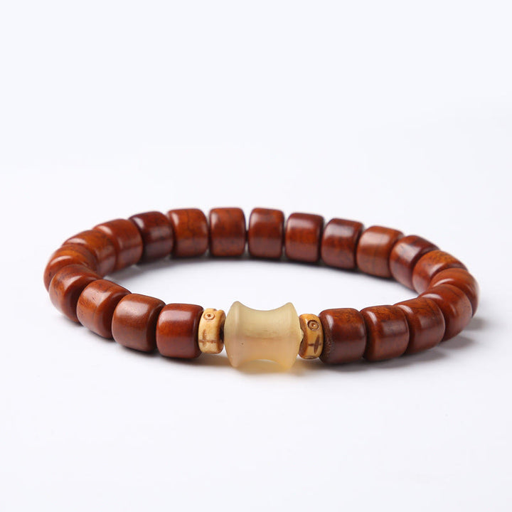 Buddha Stonesチベット骨ビーズ 三目ビーズ 羊の角 赤瑪瑙 強さのブレスレット