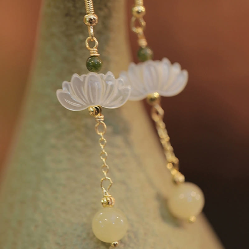 Buddha Stones和田翡翠蓮華繁栄のイヤリング