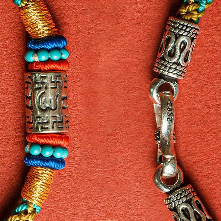 Buddha Stonesカラフルストリング 六つの真実の言葉 925シルバー フォーカスブレスレット