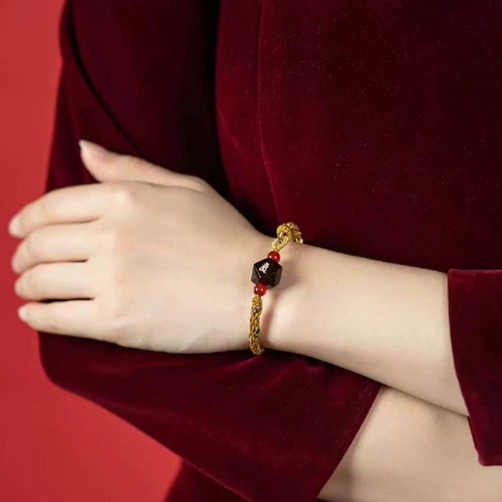 Buddha Stones十二支誕生仏小葉紫檀赤紐守護ブレスレット