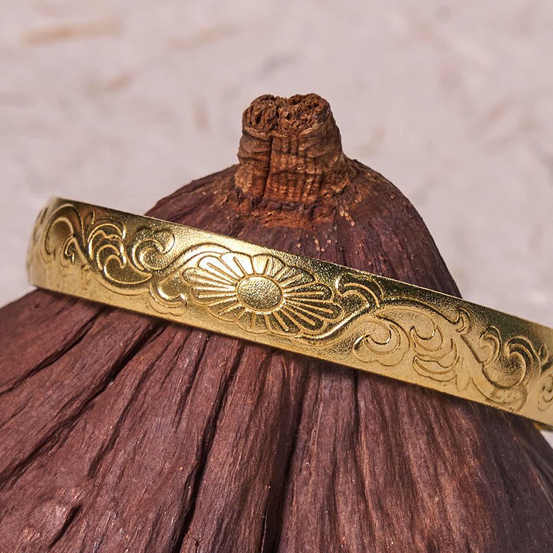 Buddha Stonesデイジーフラワー ツル 銅 真鍮 幸運 セルフケア カフ ブレスレット バングル