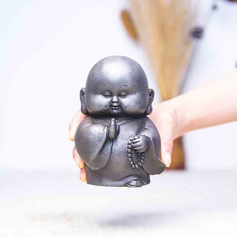Buddha Stones手作り 小さな僧侶 鉄粉 錆 鋳造 樹脂 像 家の装飾