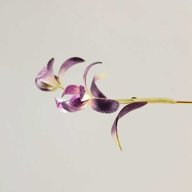 Buddha Stonesハンドメイドベルベットフラワー桑シルク蘭の花ブローチ