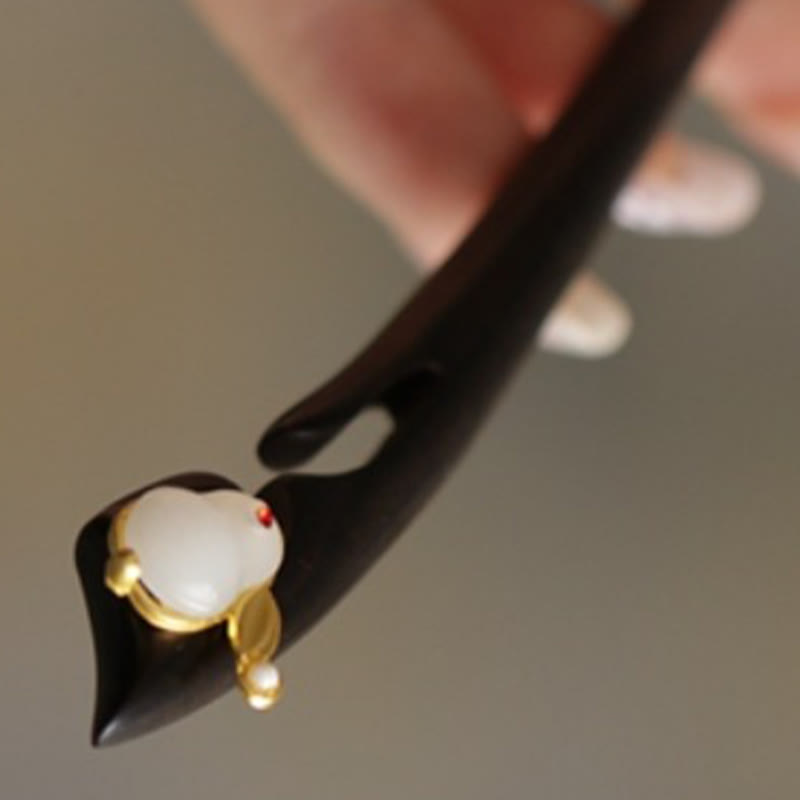 Buddha Stones吉兆雲 白檀 うさぎ 守護簪