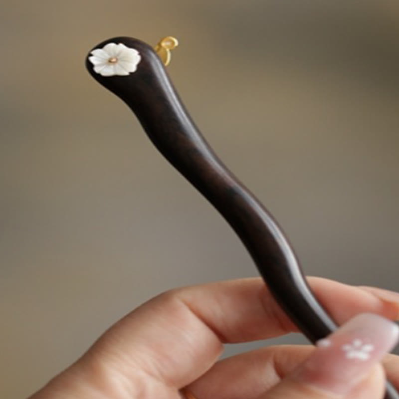 Buddha Stones吉兆雲 白檀 うさぎ 守護簪