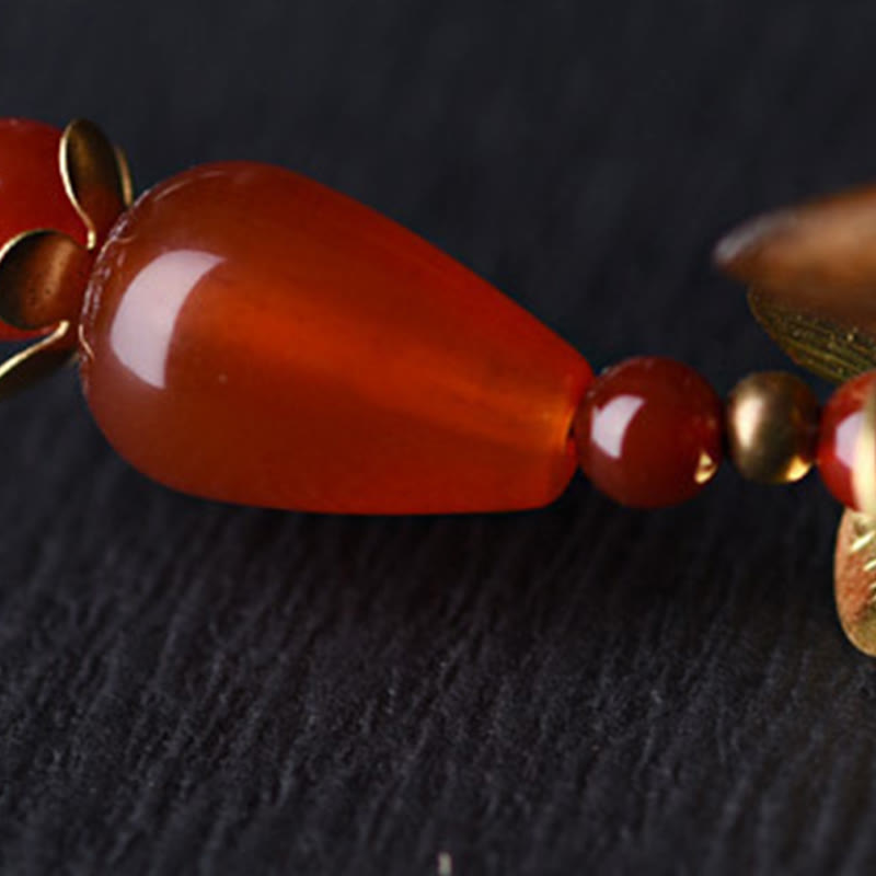 Buddha Stonesシルバータッセルグリーンサンダルウッドの癒しのヘアピン