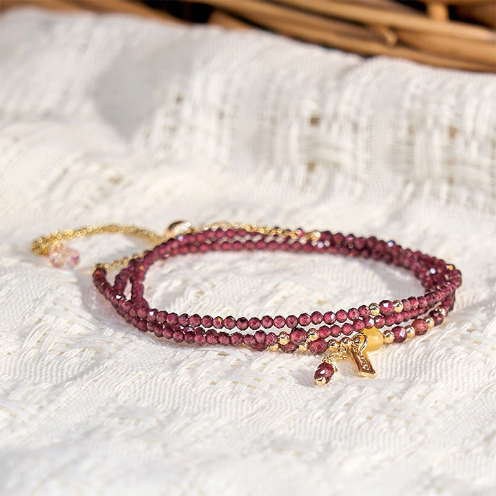 ナチュラルガーネット スモールビーズ トリプルラップ ブレスレット 天然石 ヒーリング 開運 幸運 | Buddha Stones