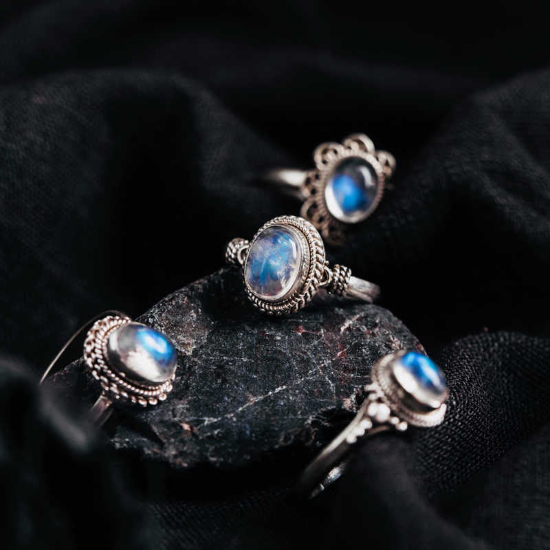 Buddha Stones925スターリングシルバー 天然ムーンストーン ポジティブリング