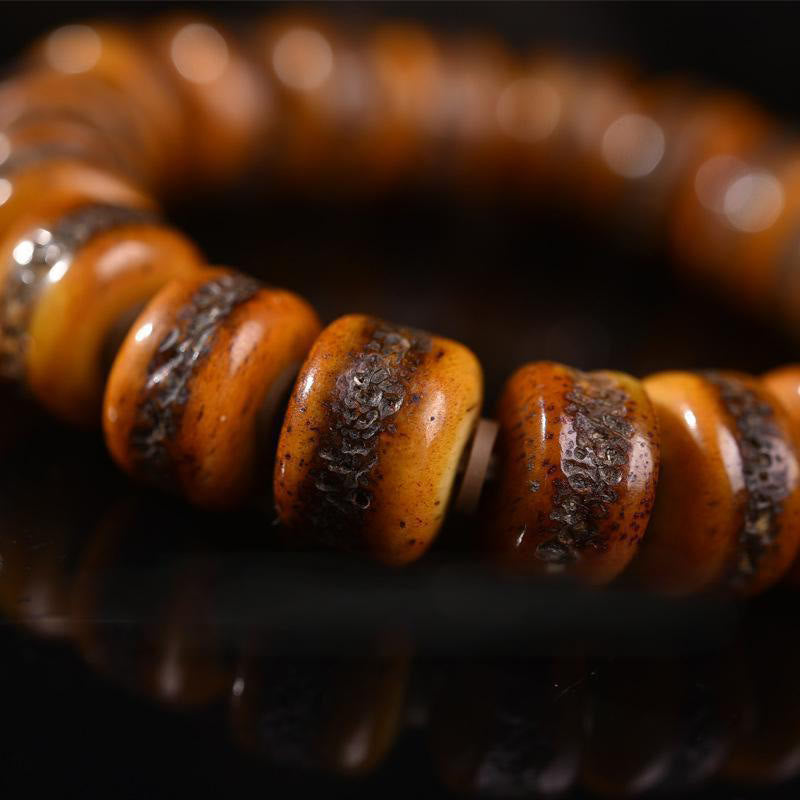 Buddha Stonesヴィンテージ チベット骨ビーズ スカル バランスブレスレット