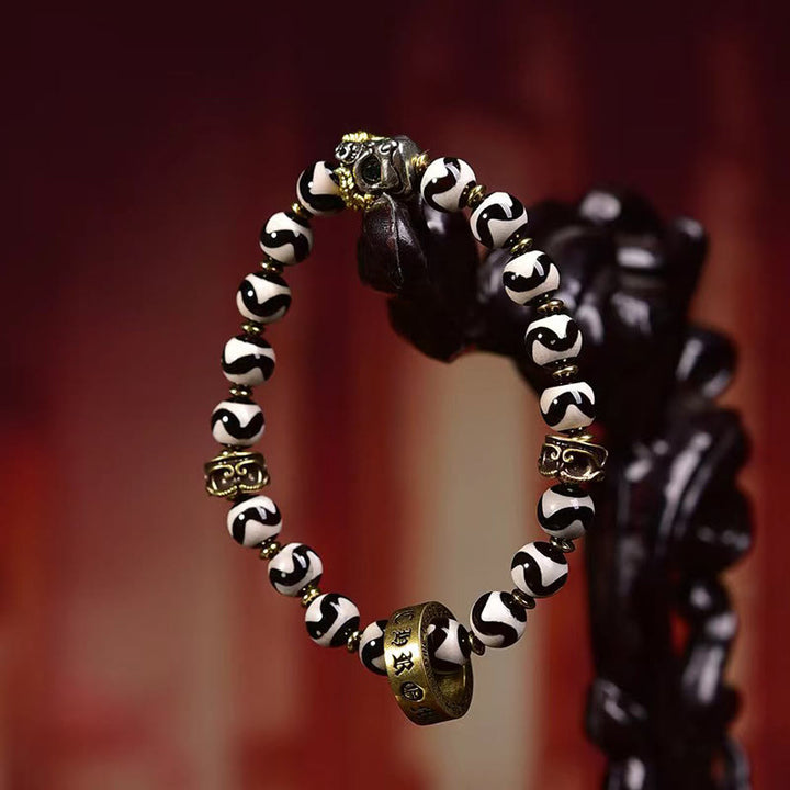 Buddha Stonesヴィンテージ チベット Dzi ビーズオーム・マニ・パドメ・フム祝福ブレスレット