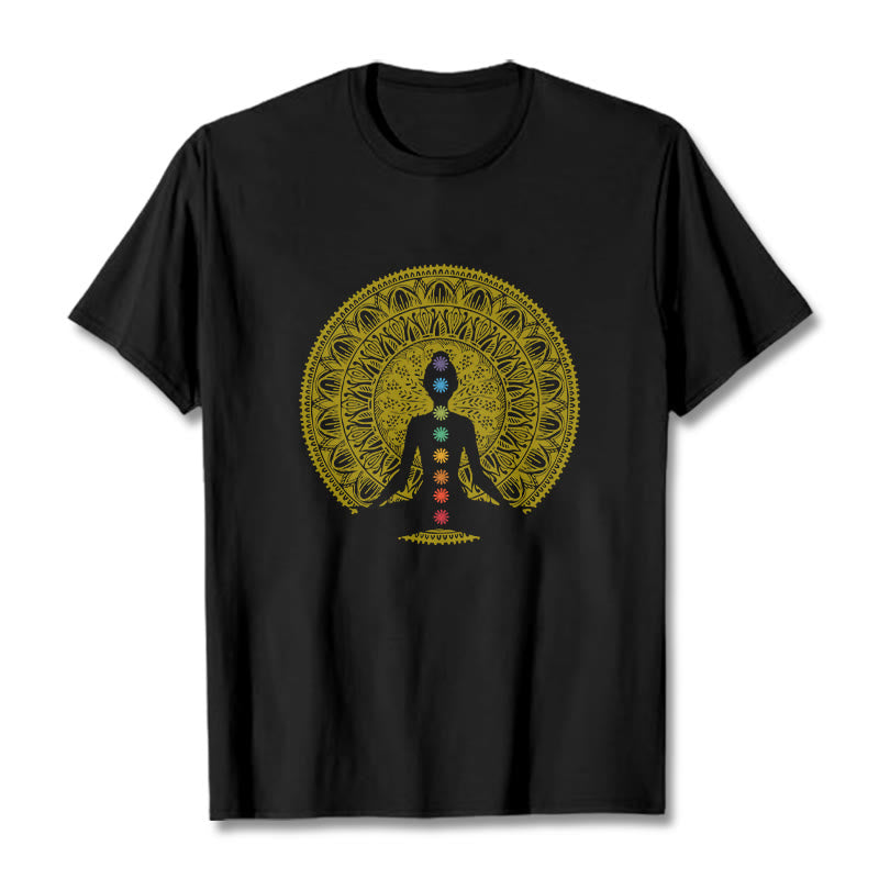 Buddha Stonesカジュアル カラフル チャクラ シンボル 黄金 瞑想 フィギュア パターン コットン Tシャツ - 黒 - 2XL - image 1