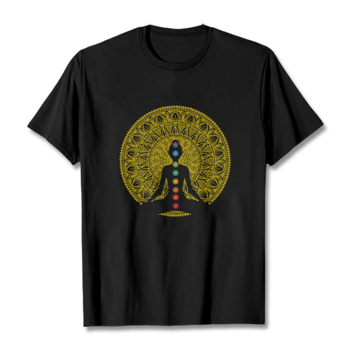 Buddha Stonesカジュアル カラフル チャクラ シンボル 黄金 瞑想 フィギュア パターン コットン Tシャツ - 黒 - 2XL - image 1