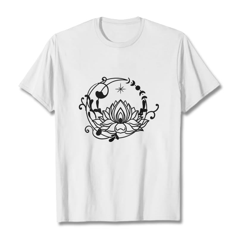 Buddha Stonesのシンプルなデザイン、蓮の花、月、流れる蔓模様のコットンTシャツ - 白 - 2XL - image 1