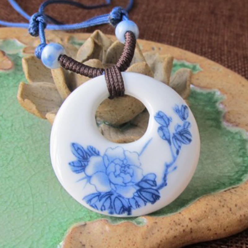 Buddha Stonesエスニック 牡丹 桃の花 蓮のシンボル 陶器 ネックレス 悟りのペンダント - image 1