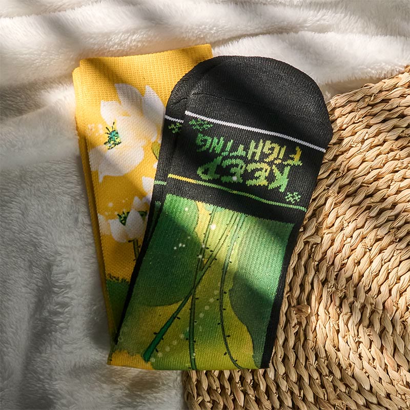 Buddha Stonesカジュアル ベージュ 蓮の花 葉 マイクロクルー メンズ レディース ユニセックス ソックス - image 4