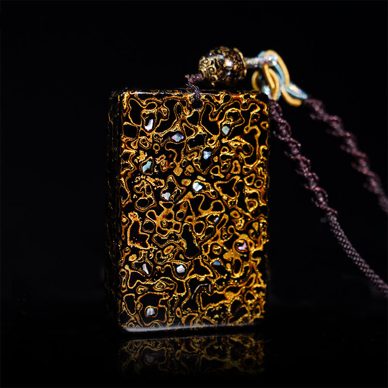 Buddha Stones手作り漆工芸 白檀 守護ペンダントネックレス - ブラック(ペンダントサイズ:4×6×1cm) - image 12