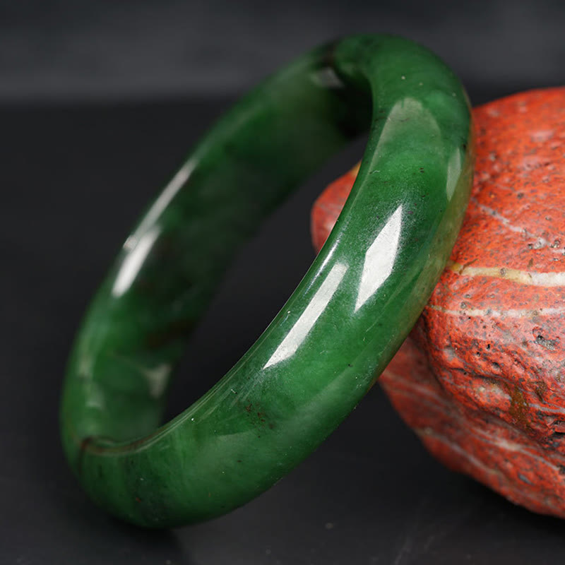 天然和田翡翠の幸福と成功のブレスレットバングル