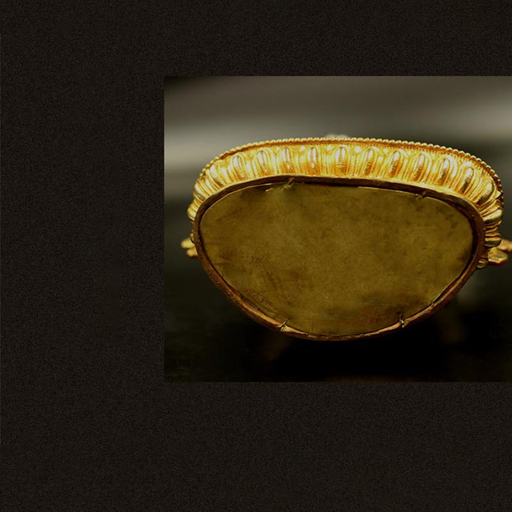 釈迦牟尼仏 薬師如来 慈悲の銅製金メッキ像 装飾品