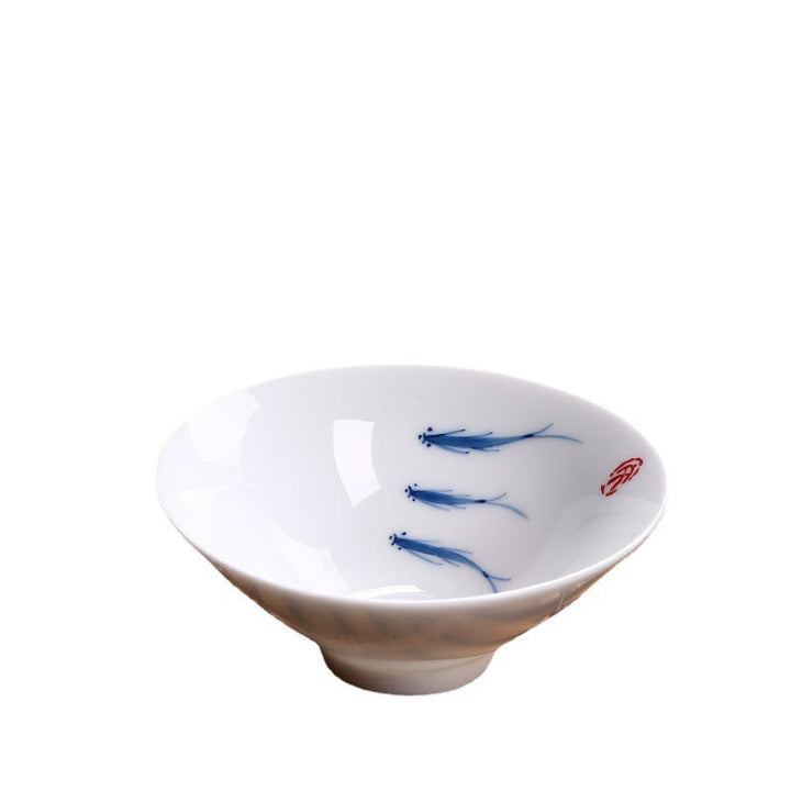 Buddha Stonesの青白磁の鯉の陶器ティーカップ、カンフーティーカップ