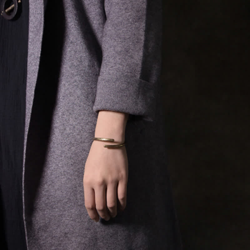 Buddha Stonesの素朴なデザイン銅製バランス調節可能なカフブレスレット