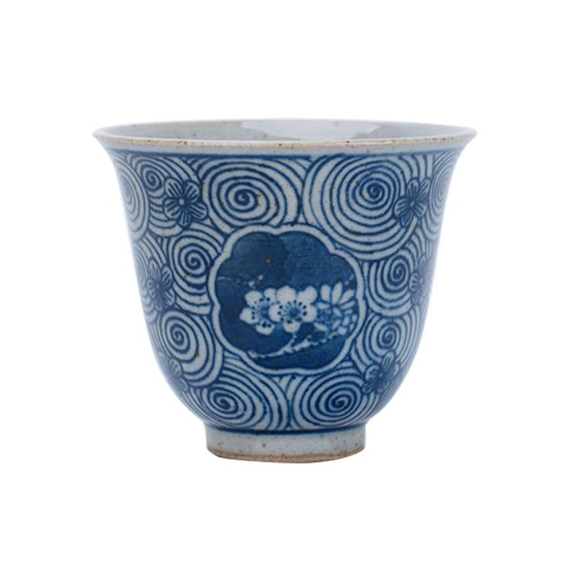 Buddha Stonesの青と白の磁器の手描きの蓮の花の陶器のティーカップカンフーティーカップ