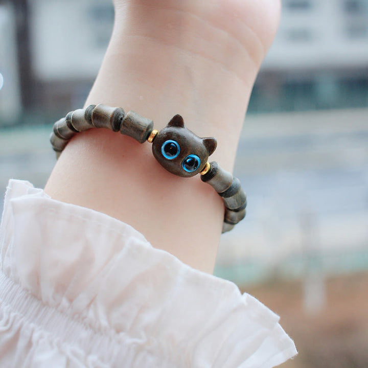Buddha Stones、黒檀、緑白檀、かわいい猫の平和ブレスレット