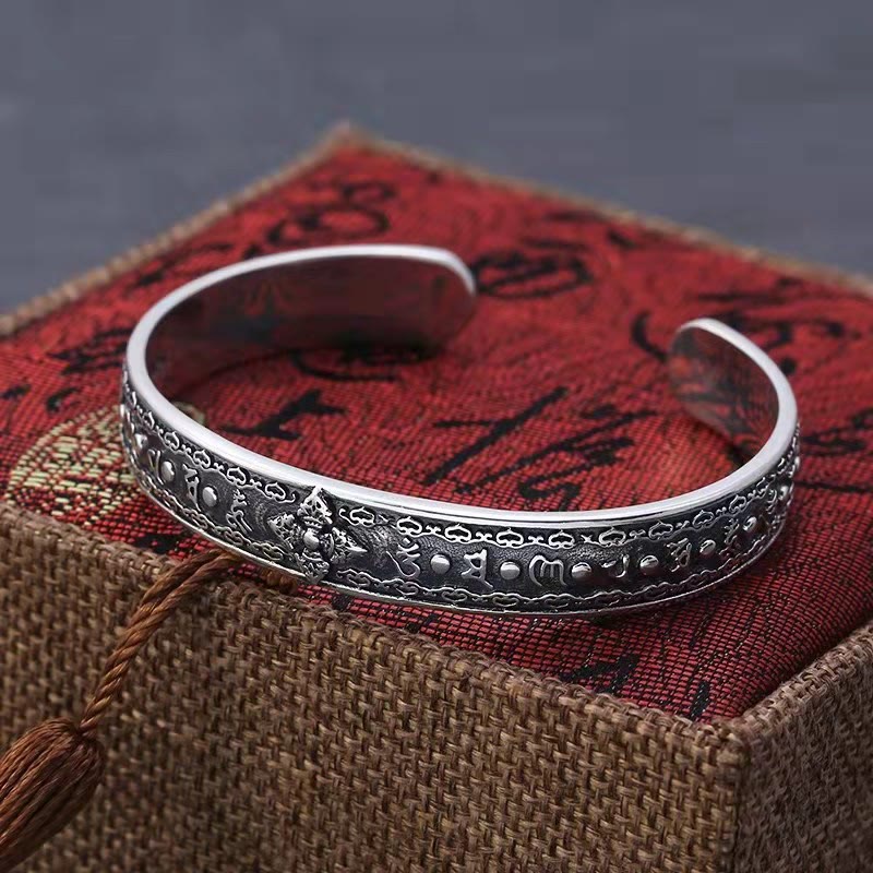 Buddha Stones925スターリングシルバーオーム・マニ・パドメ・フムダブルドルジェ 刻印入り ウィズダムカフブレスレット バングル
