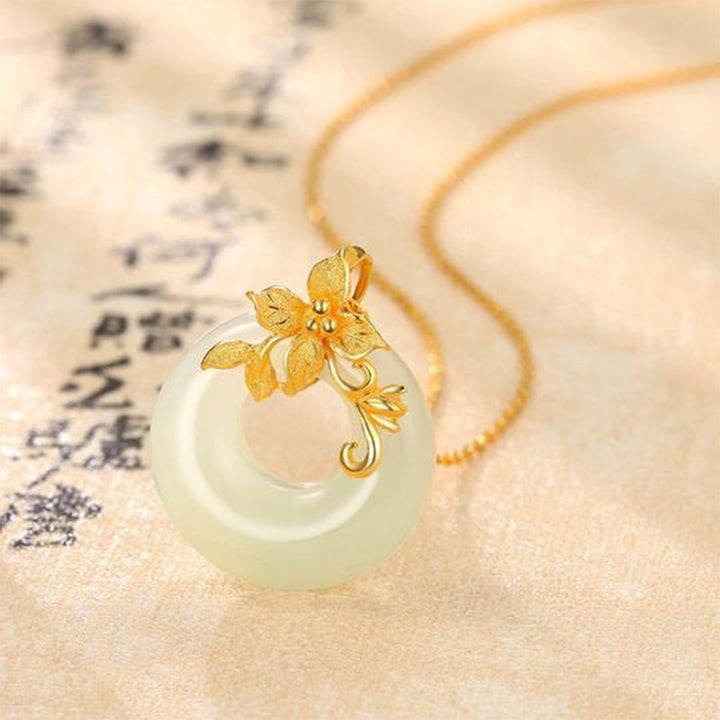 Buddha Stonesチベット白翡翠の穏やかなネックレス