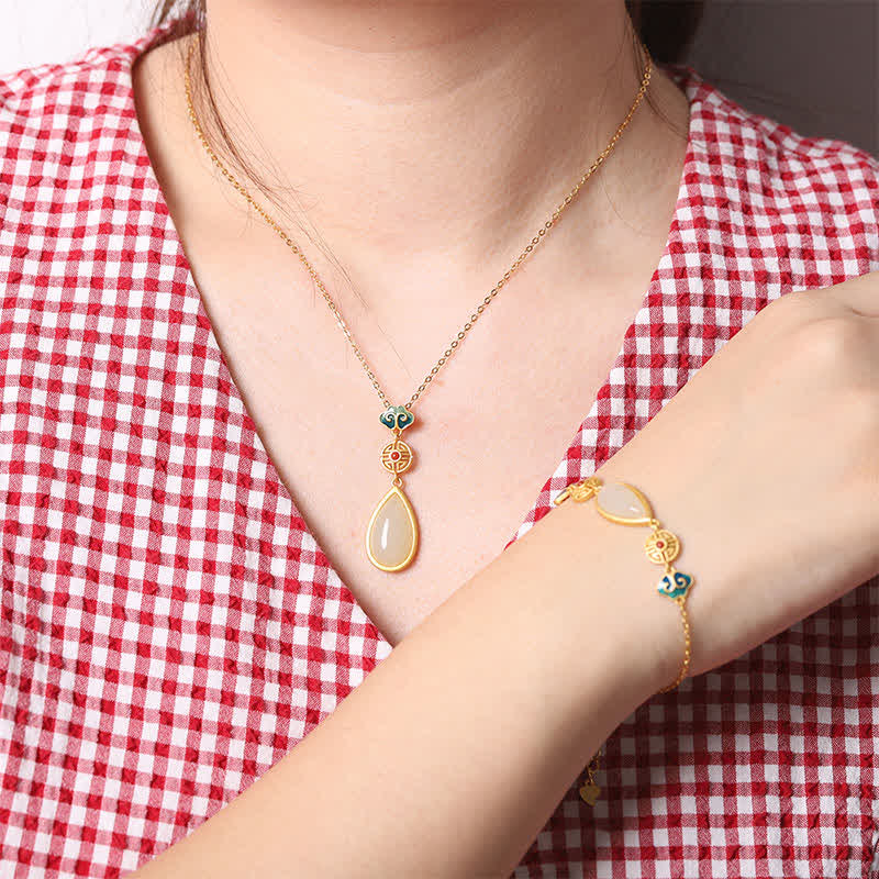 925スターリングシルバー 和田白翡翠 ウォータードロップチェーンネックレス ペンダント ブレスレット - image 1