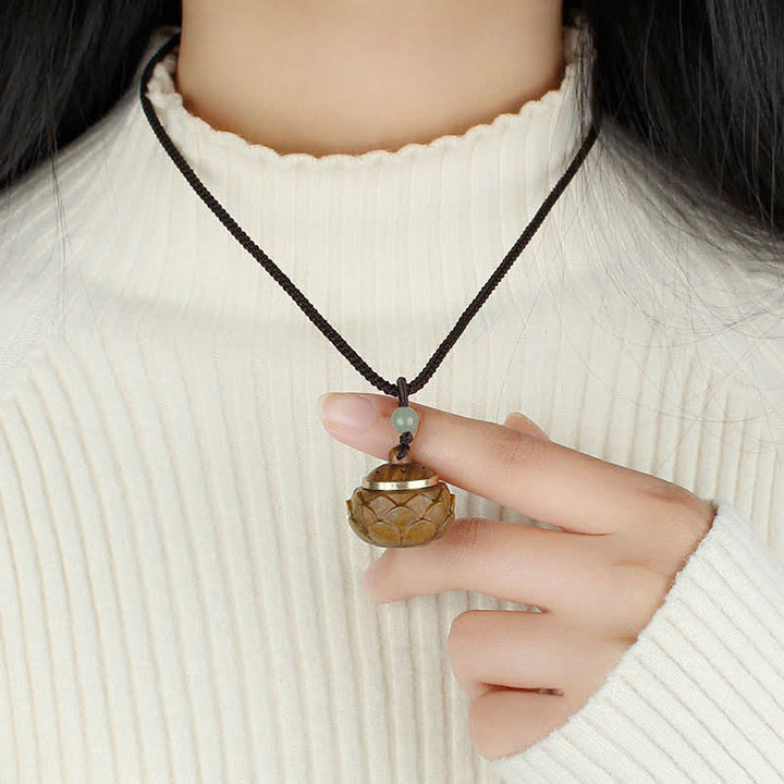 Buddha Stonesチベット グリーンサンダルウッド ローズウッドオーム・マニ・パドメ・フムフム ロータス ポジティブ 癒し ネックレス ペンダント - image 10