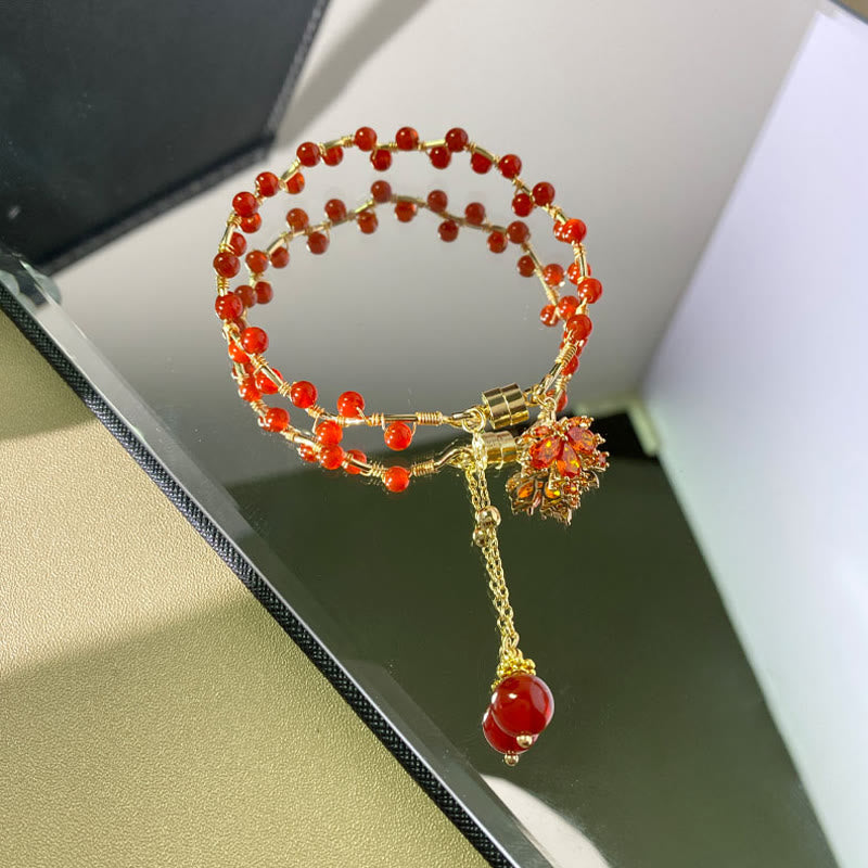 Buddha Stonesの赤いメープルリーフの幸運のお守りブレスレット