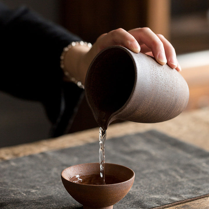 Buddha Stones手作りのレトロなブラウンセラミックティーカップカンフーティーカップ