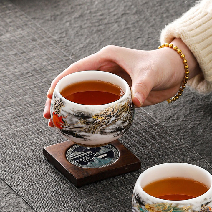 Buddha Stones龍と真珠の遊び模様白磁陶器ティーカップカンフーティーカップ160ml