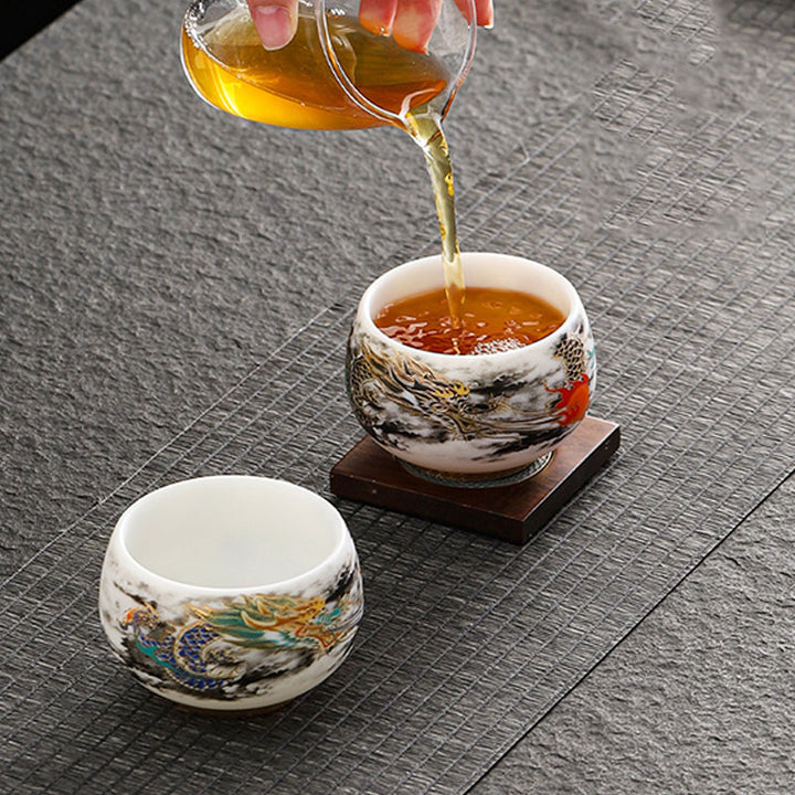 Buddha Stones龍と真珠の遊び模様白磁陶器ティーカップカンフーティーカップ160ml