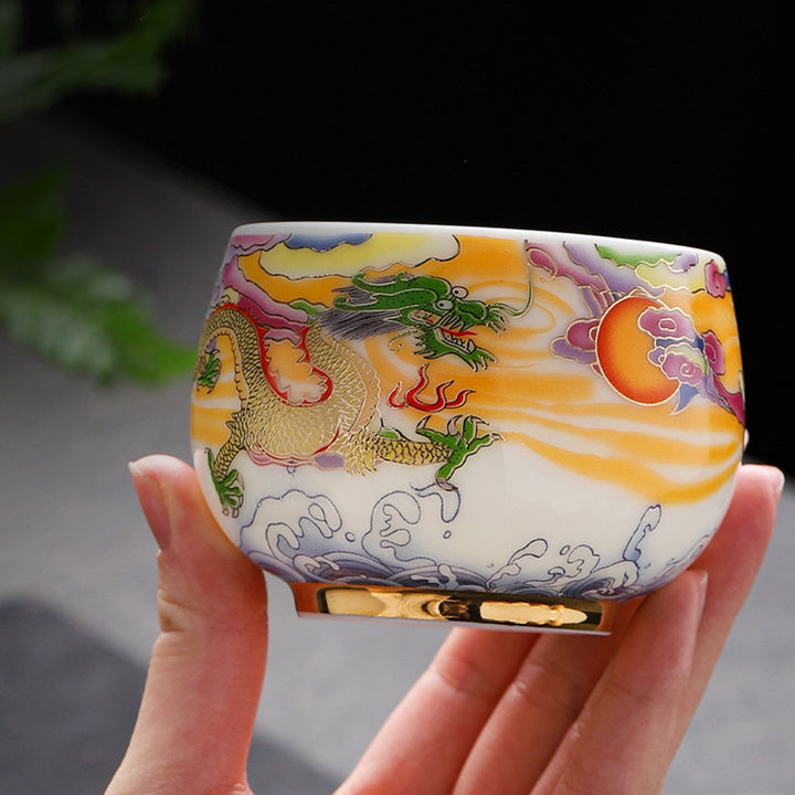 Buddha Stones、龍、鳳凰、吉兆の雲、太陽、海の波、陶器のティーカップ、カンフーティーカップ
