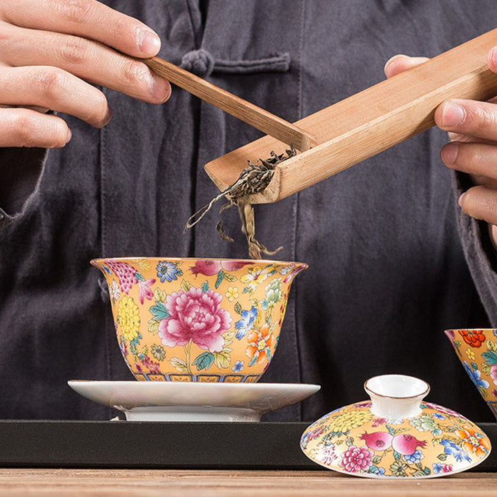 Buddha Stones牡丹の花の陶器蓋碗三彩ティーカップカンフーティーカップとソーサー蓋付き