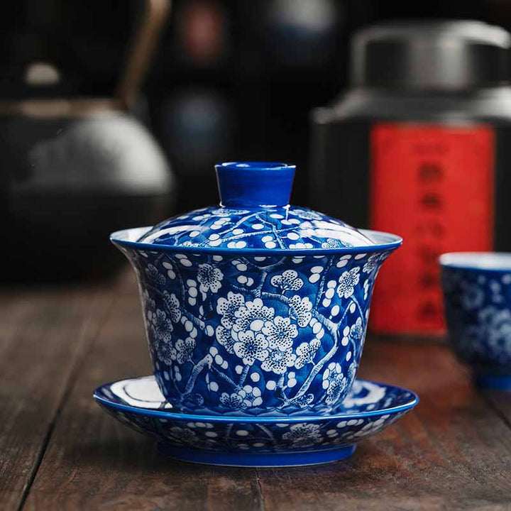 Buddha Stones梅花青白磁セラミック蓋碗三彩ティーカップカンフーティーカップ＆ソーサー蓋付き185ml