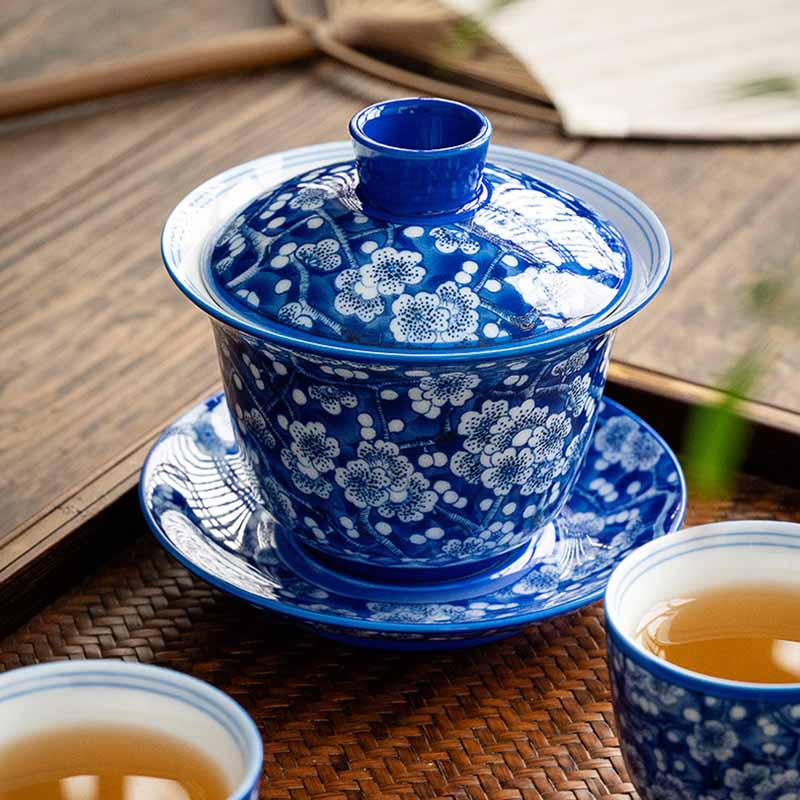 Buddha Stones梅花青白磁セラミック蓋碗三彩ティーカップカンフーティーカップ＆ソーサー蓋付き185ml