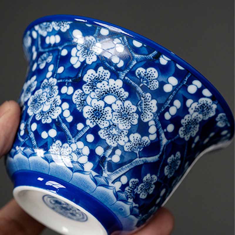 Buddha Stones梅花青白磁セラミック蓋碗三彩ティーカップカンフーティーカップ＆ソーサー蓋付き185ml