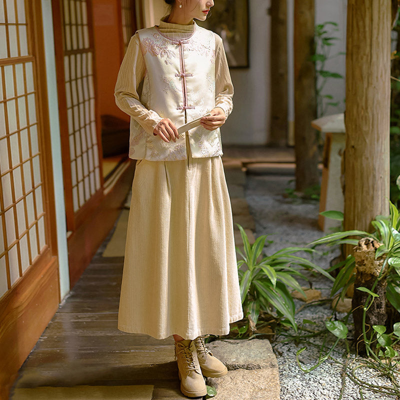 Buddha Stones、鶴、花、草の刺繍の服、中国のベスト、女性の服