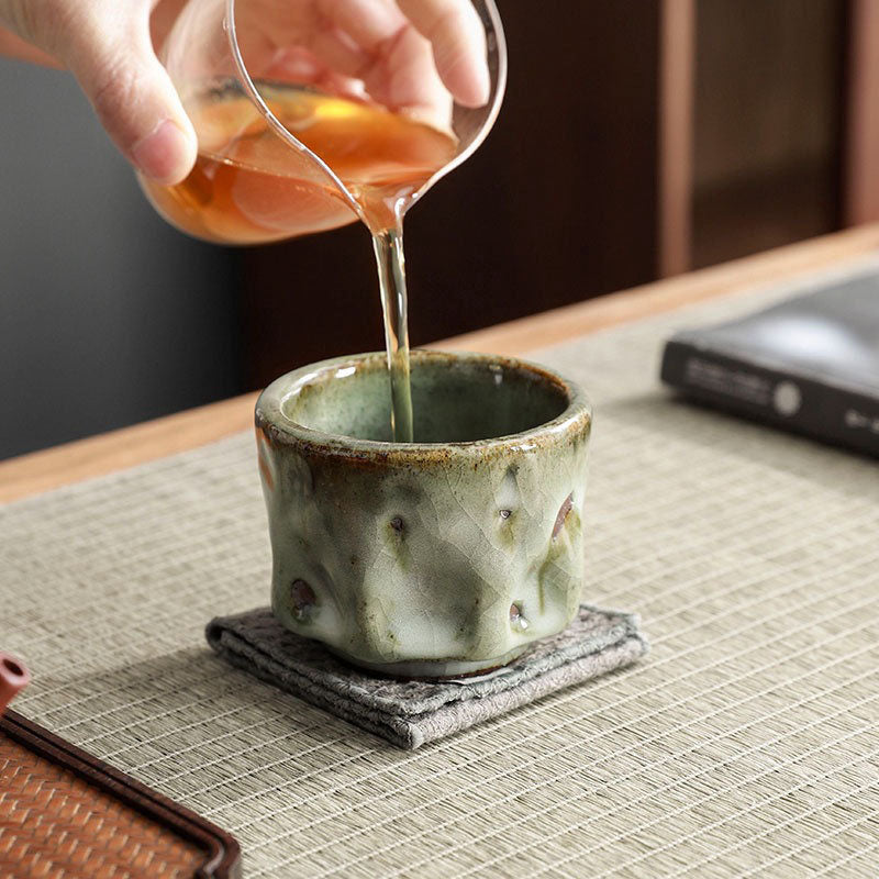 Buddha Stones手作りのシンプルなひび割れた氷の質感の中国Jianzhanセラミックティーカップカンフーティーカップ