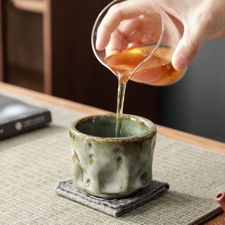 Buddha Stones手作りのシンプルなひび割れた氷の質感の中国Jianzhanセラミックティーカップカンフーティーカップ