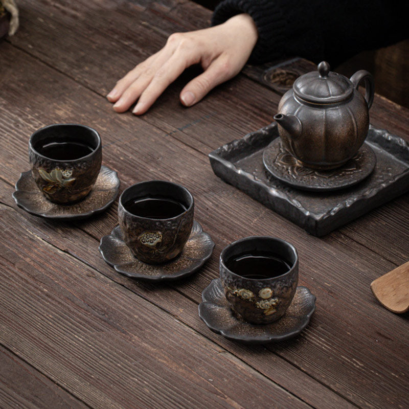 Buddha Stones、蓮の葉、花、縁起の良い雲、陶器のティーカップ、カンフーティーカップ