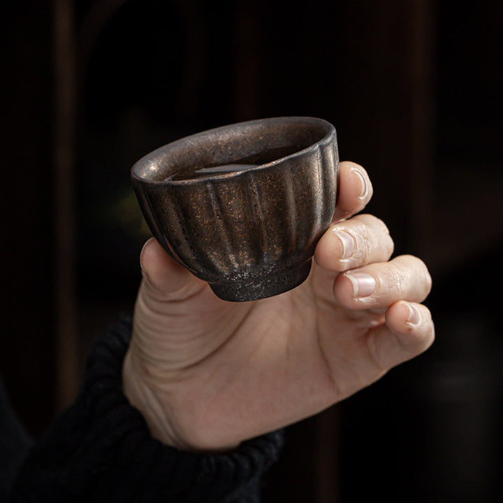 Buddha Stones、蓮の葉、花、縁起の良い雲、陶器のティーカップ、カンフーティーカップ
