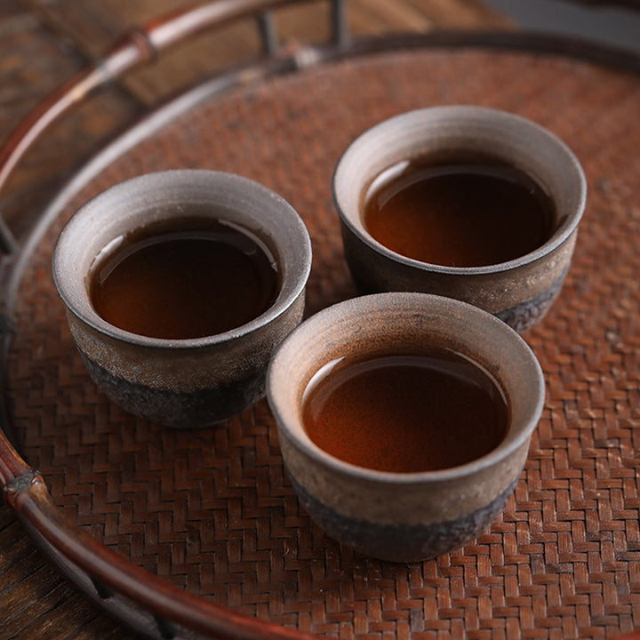 Buddha Stonesシンプルなブラウンのストライプ模様の陶器製ティーカップ カンフーティーカップボウル