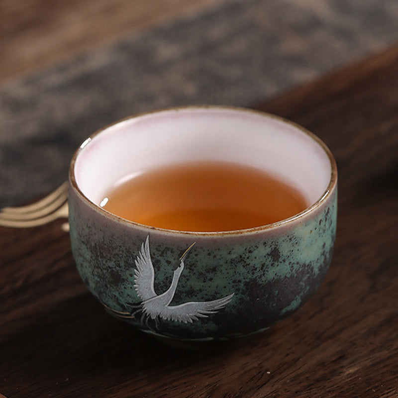 Buddha Stones縁起の良い鶴の陶器ティーカップカンフーティーカップボウル
