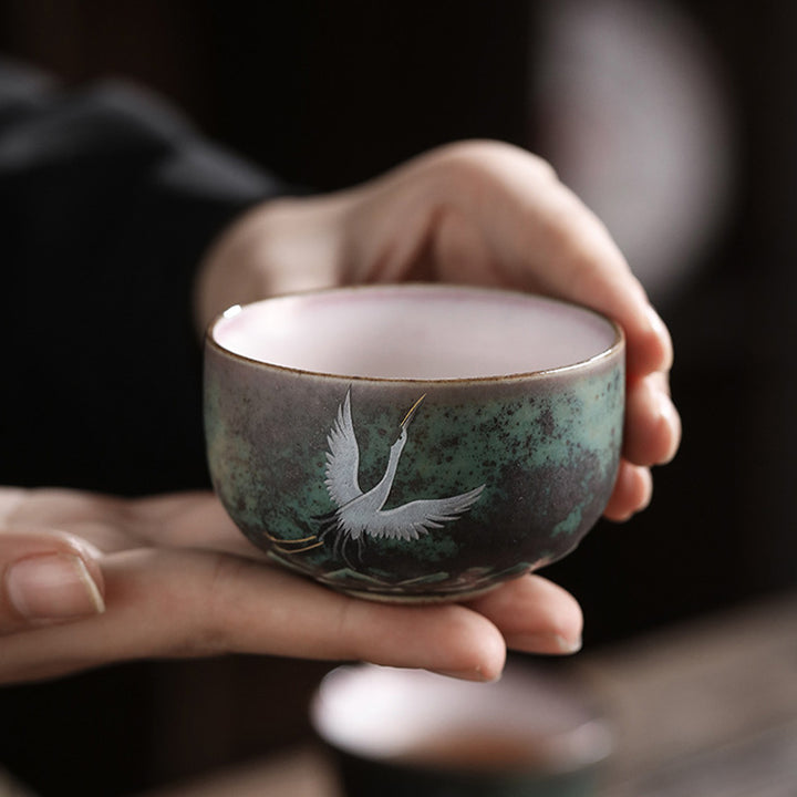 Buddha Stones縁起の良い鶴の陶器ティーカップカンフーティーカップボウル